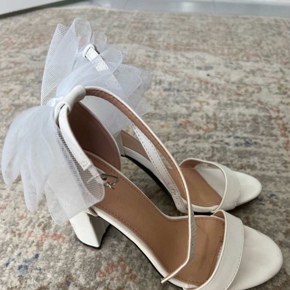 Bridal shoes